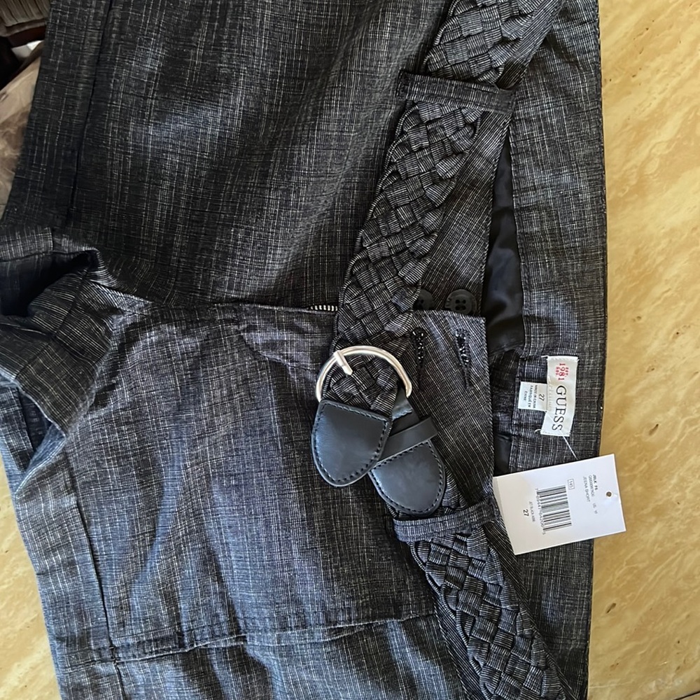NWT Guess shorts size 27 jet black